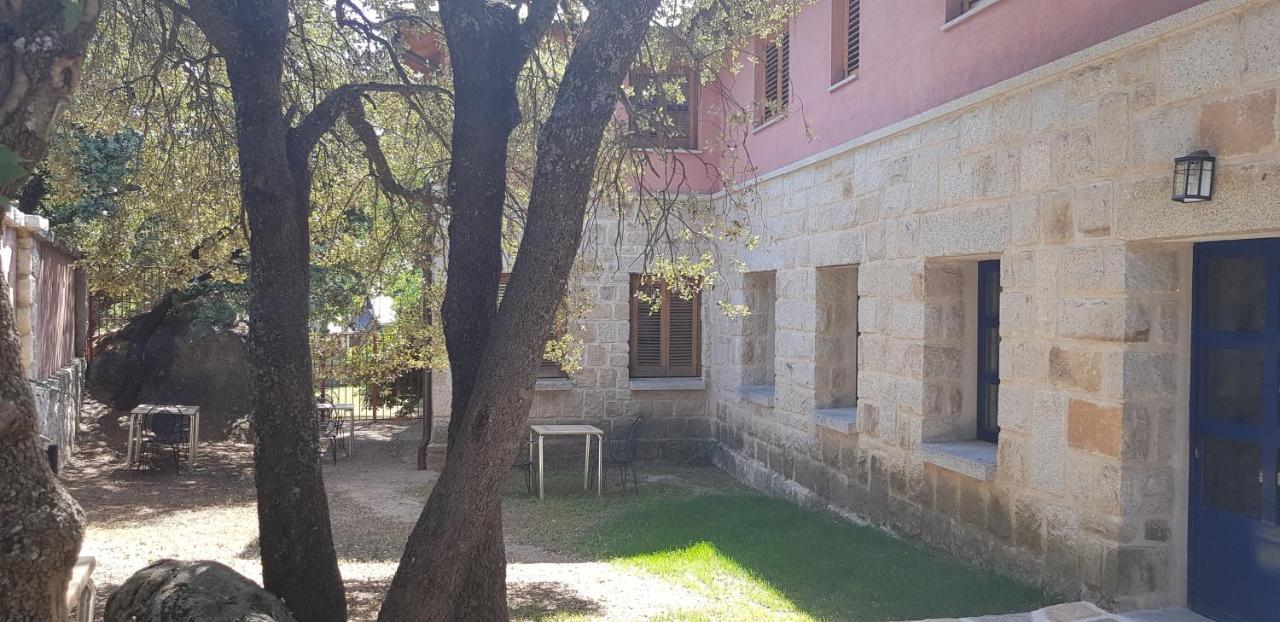 Hotel Sara De Ur Ла Кабрера Екстериор снимка